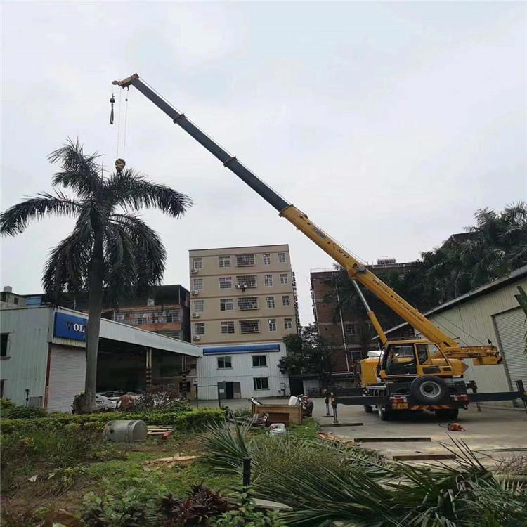 青羊12吨吊车出租一天的收费标准是什么