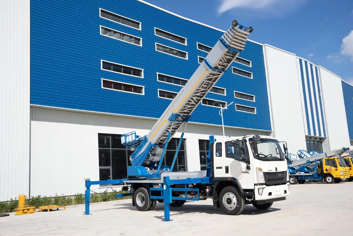 青羊小型云梯车上料车租赁多少钱