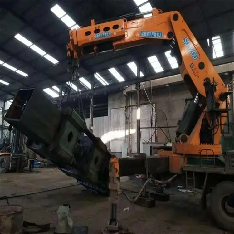 青羊200吨折臂吊出租
