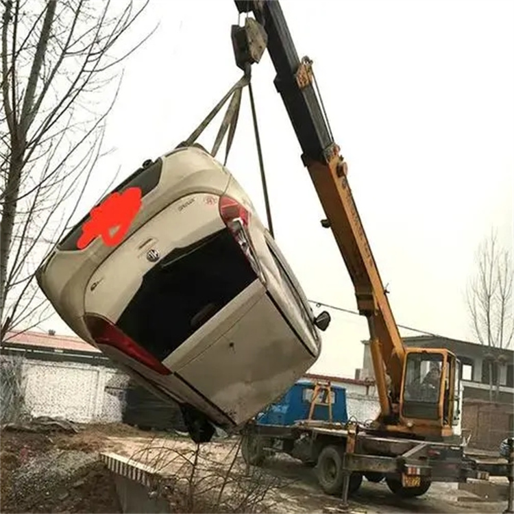 青羊随时待命，吊车24小时道路救援服务全解析